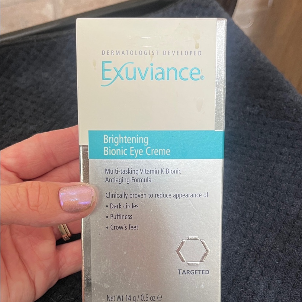 Brightening Bionic Eye Creme - Silver and Blue